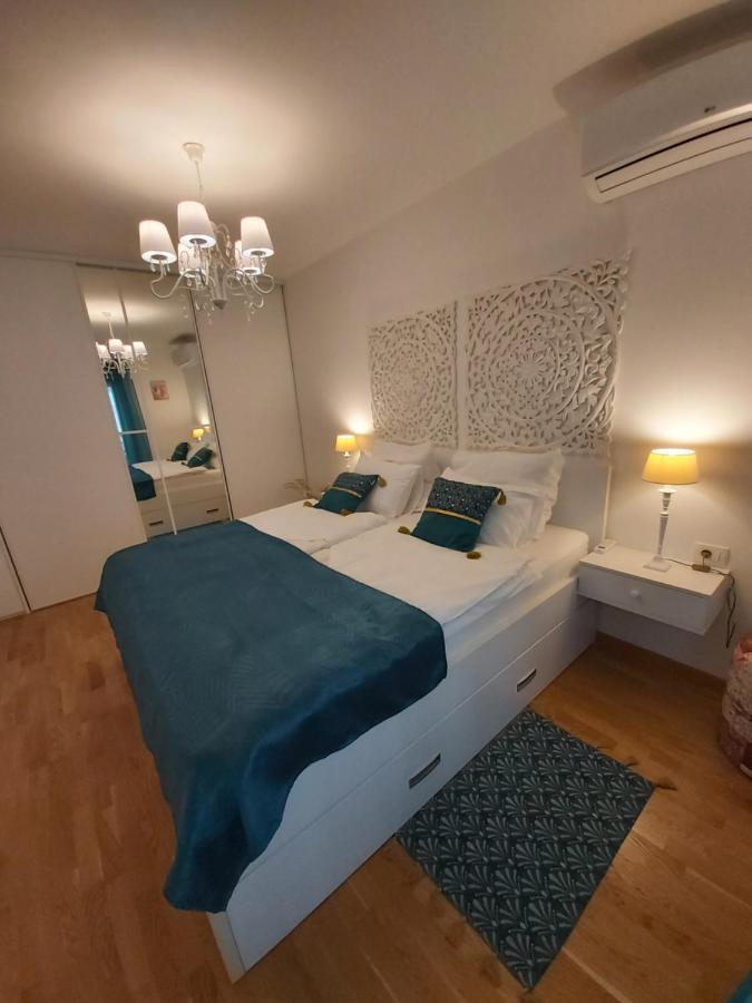 בודווה Beachfront Fontana 20 מראה חיצוני תמונה